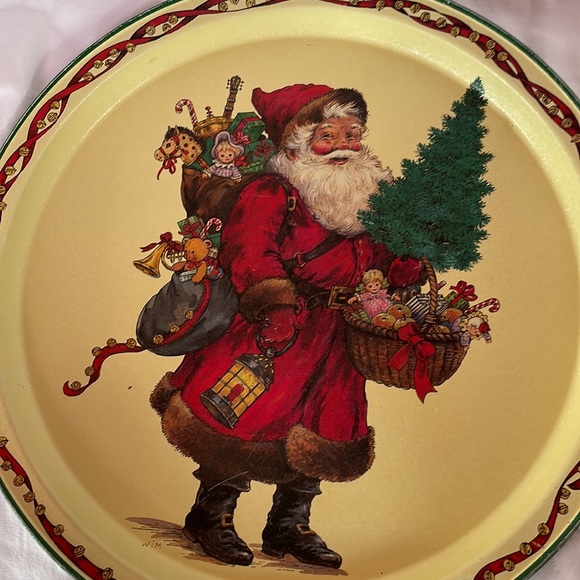 Christmas in June: Platter and Two Baskets 🧺 🎅🏻 - Picture 12 of 12